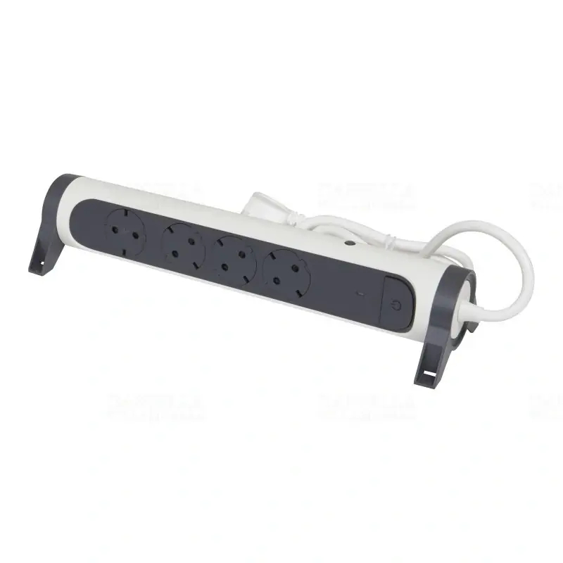 Legrand 694525 Premium hálózati elosztó 4db aljzat 1,5fm vezetékkel, túlterheltség védelemmel, kapcsolóval, falra szerelhető, forgatható, fehér Prémium