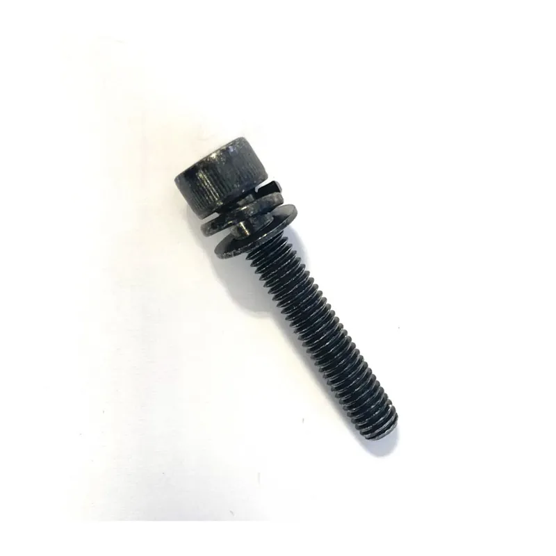 Husqvarna csavar 6x34 szöghajtáshoz Prémium