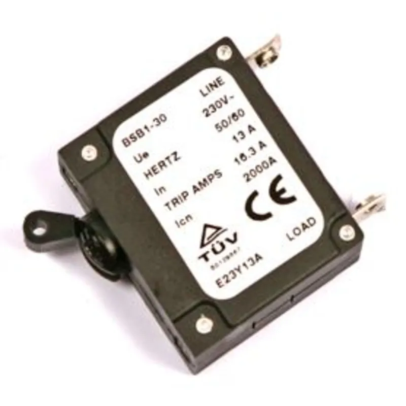 Kiárusítás Aggregátor - generátor biztonsági megszakító 13A