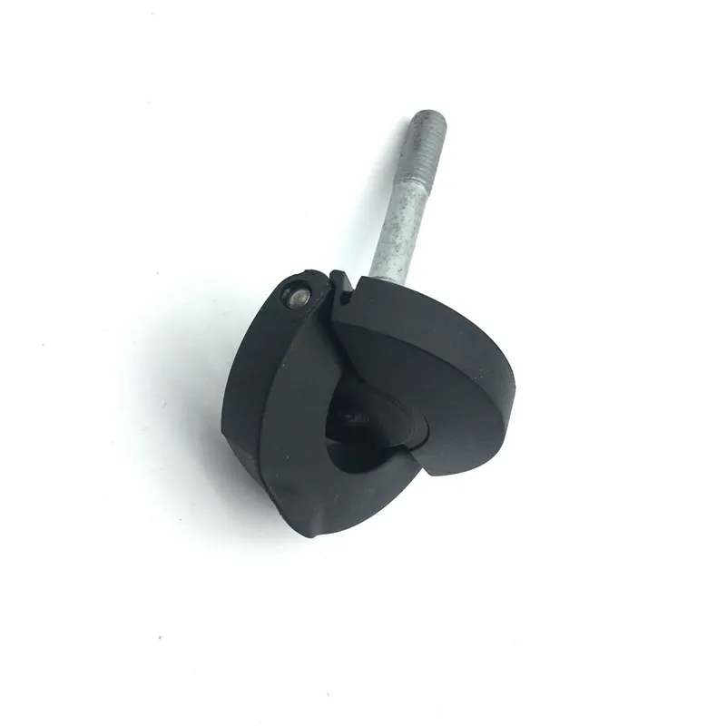 Rendeld meg most Stihl FS240 - 560 bilincs csavar 8mm