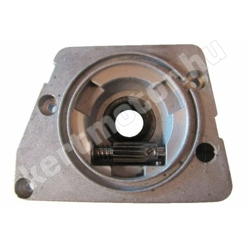 Husqvarna 61, 66, 266, 268, 272 olajszivattyú, olajpumpa Ingyenes szállítás