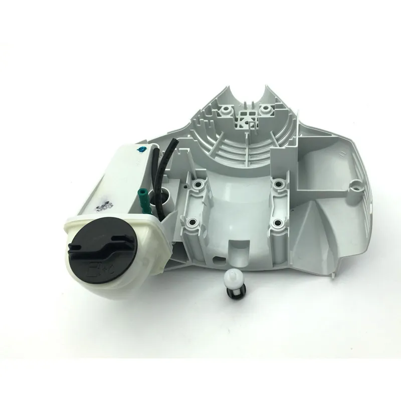 Vedd meg most Stihl FS40 - 50 - 56 üzemanyag tartály - motorház